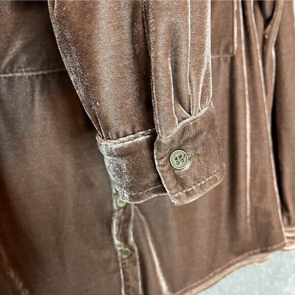 Umgee Women Velvet Soft Heavy Mocha Long Sleeve Collared Button Up Shirt S - Picture 4 of 10